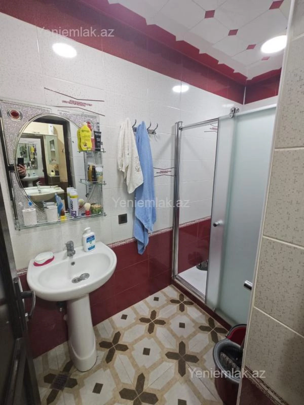 Satılır 4 otaqlı həyət evi 183 m²