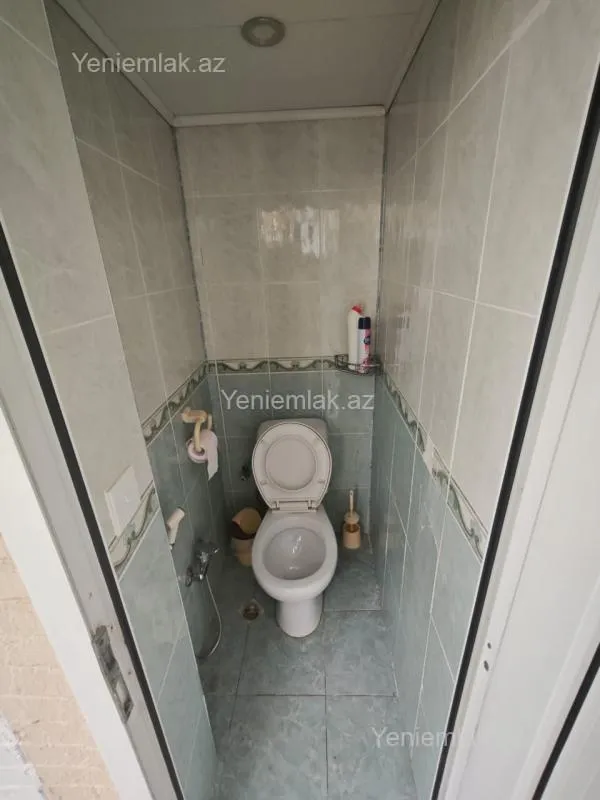 Satılır 4 otaqlı həyət evi 183 m²