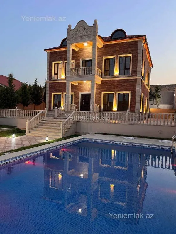 Satılır 6 otaqlı həyət evi 220 m²