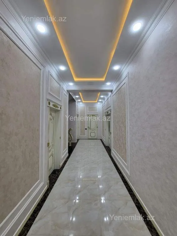 Satılır 6 otaqlı həyət evi 220 m²