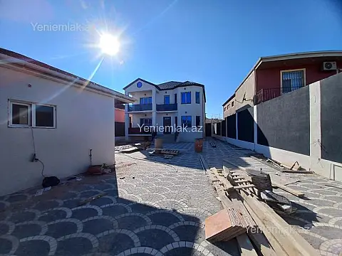 Satılır 6 otaqlı həyət evi 250 m²