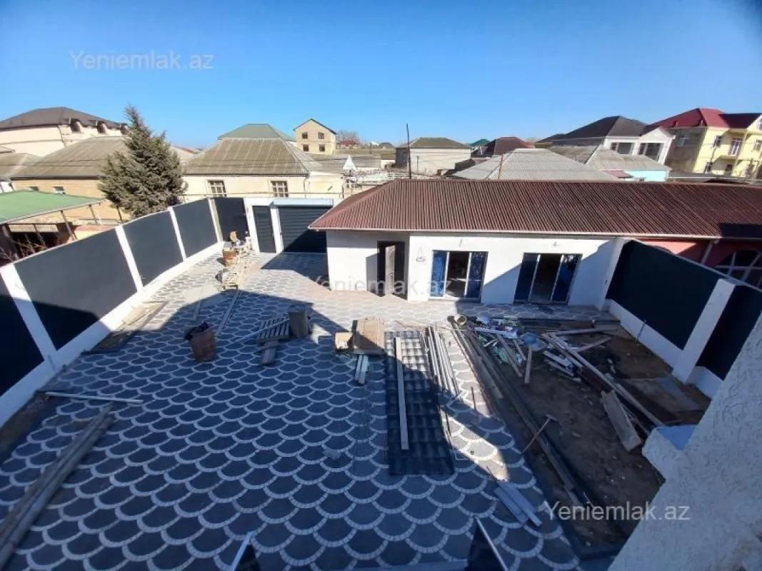 Satılır 6 otaqlı həyət evi 250 m²