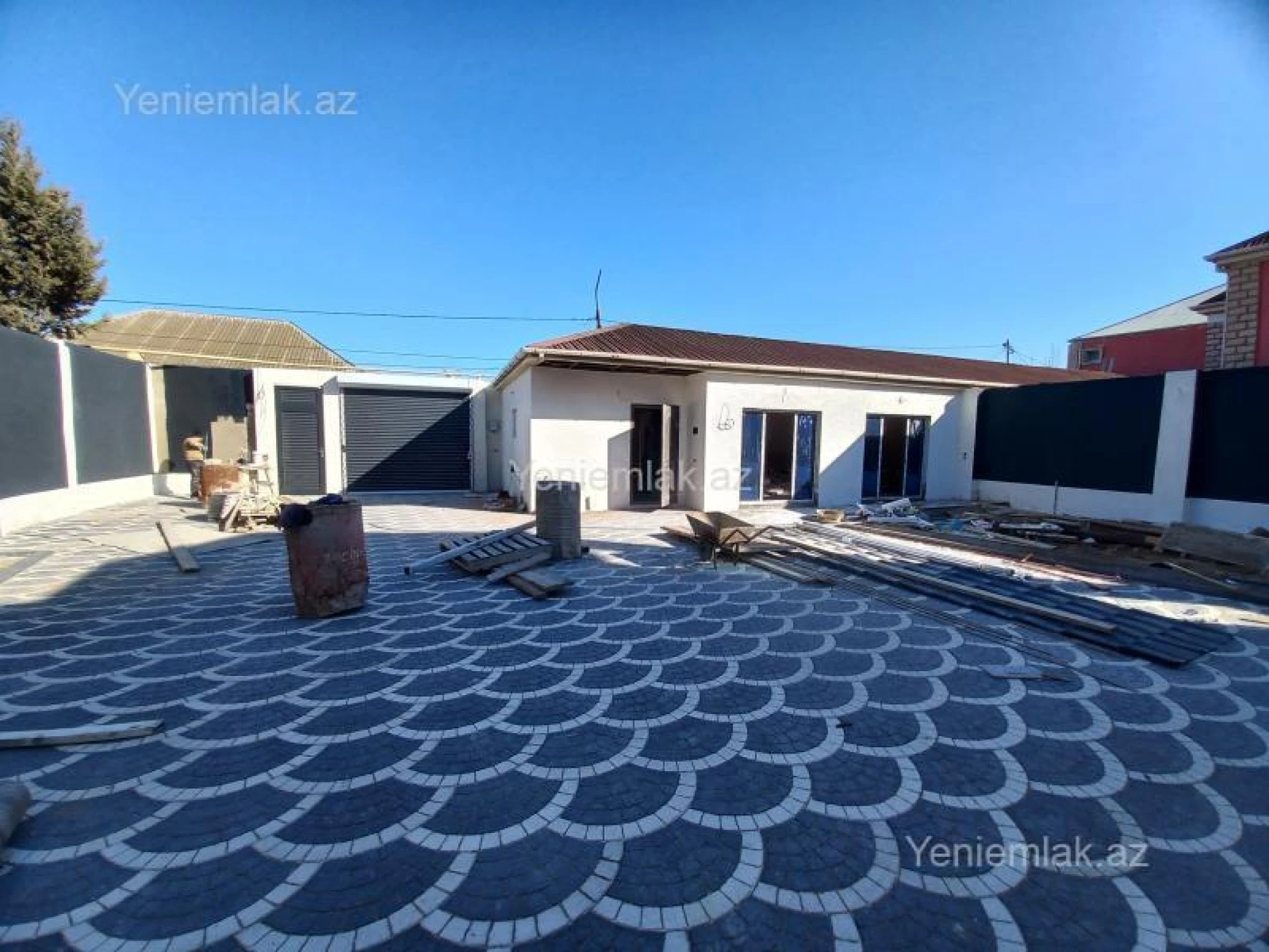 Satılır 6 otaqlı həyət evi 250 m²