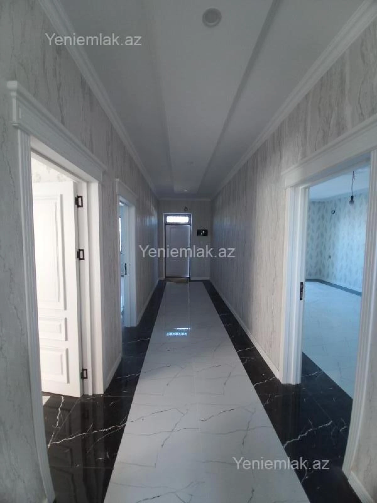 Satılır 6 otaqlı həyət evi 250 m²