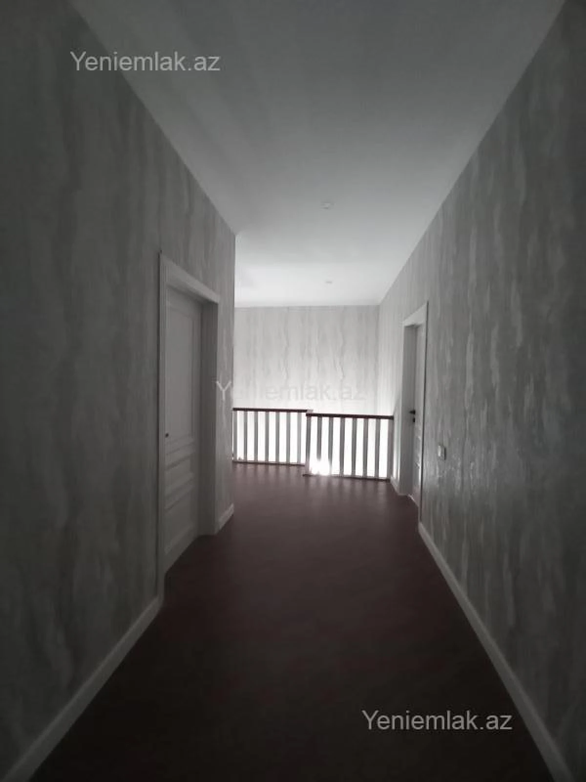Satılır 6 otaqlı həyət evi 250 m²