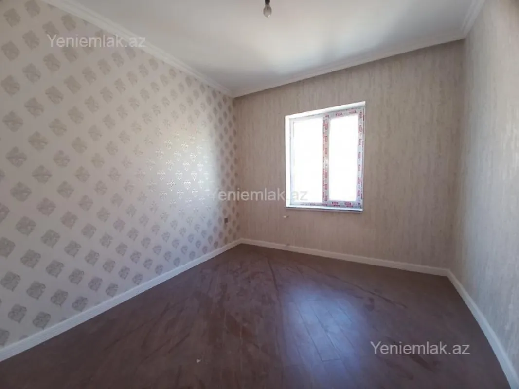 Satılır 6 otaqlı həyət evi 250 m²