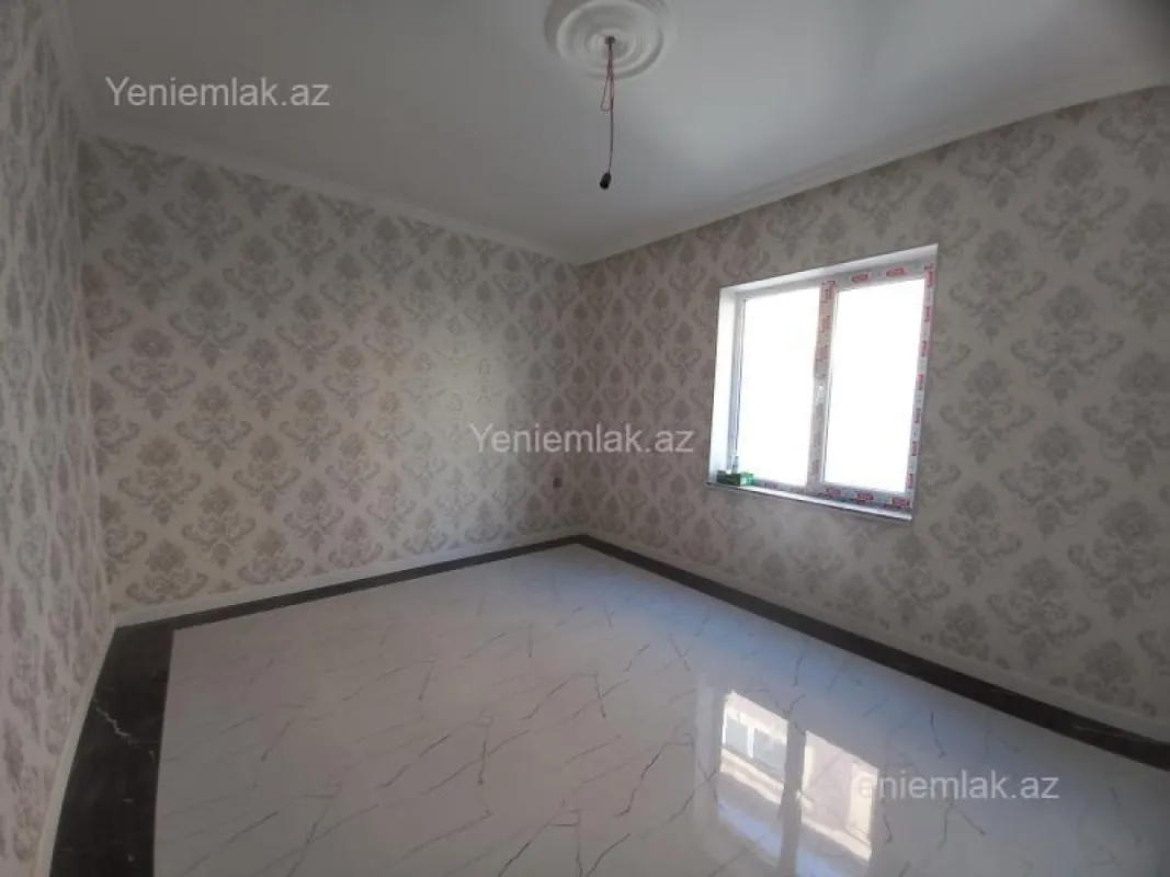 Satılır 6 otaqlı həyət evi 250 m²