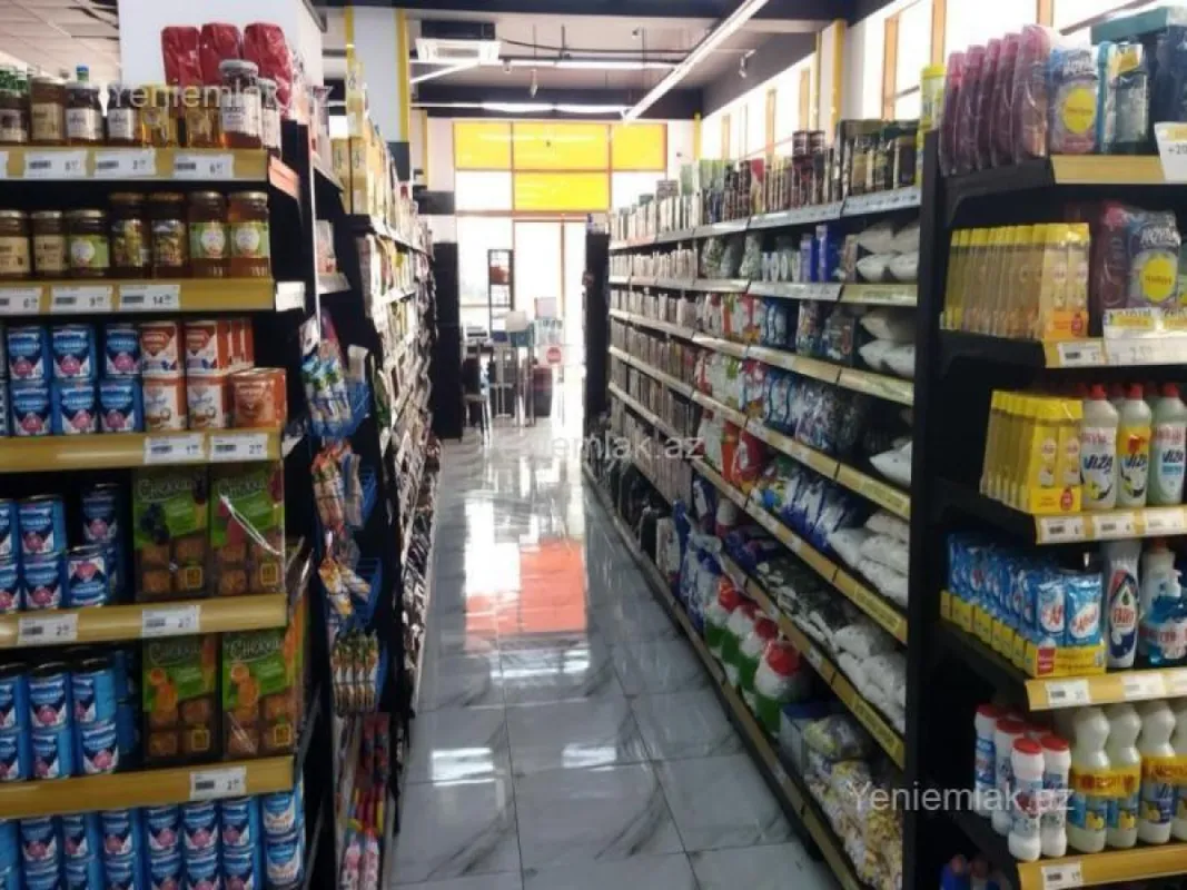 Satılır 4 otaqlı obyekt 300 m²