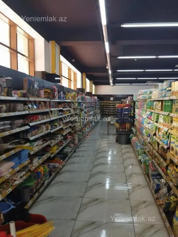 Satılır 4 otaqlı obyekt 300 m²