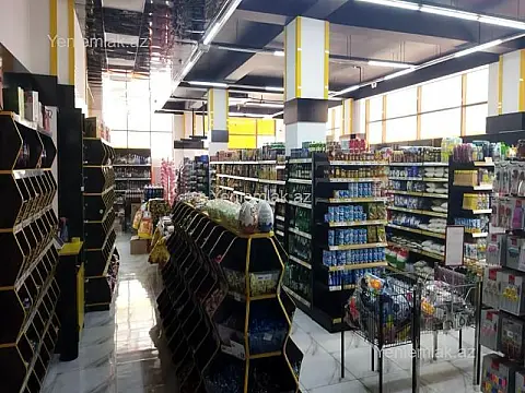 Satılır 4 otaqlı obyekt 300 m²