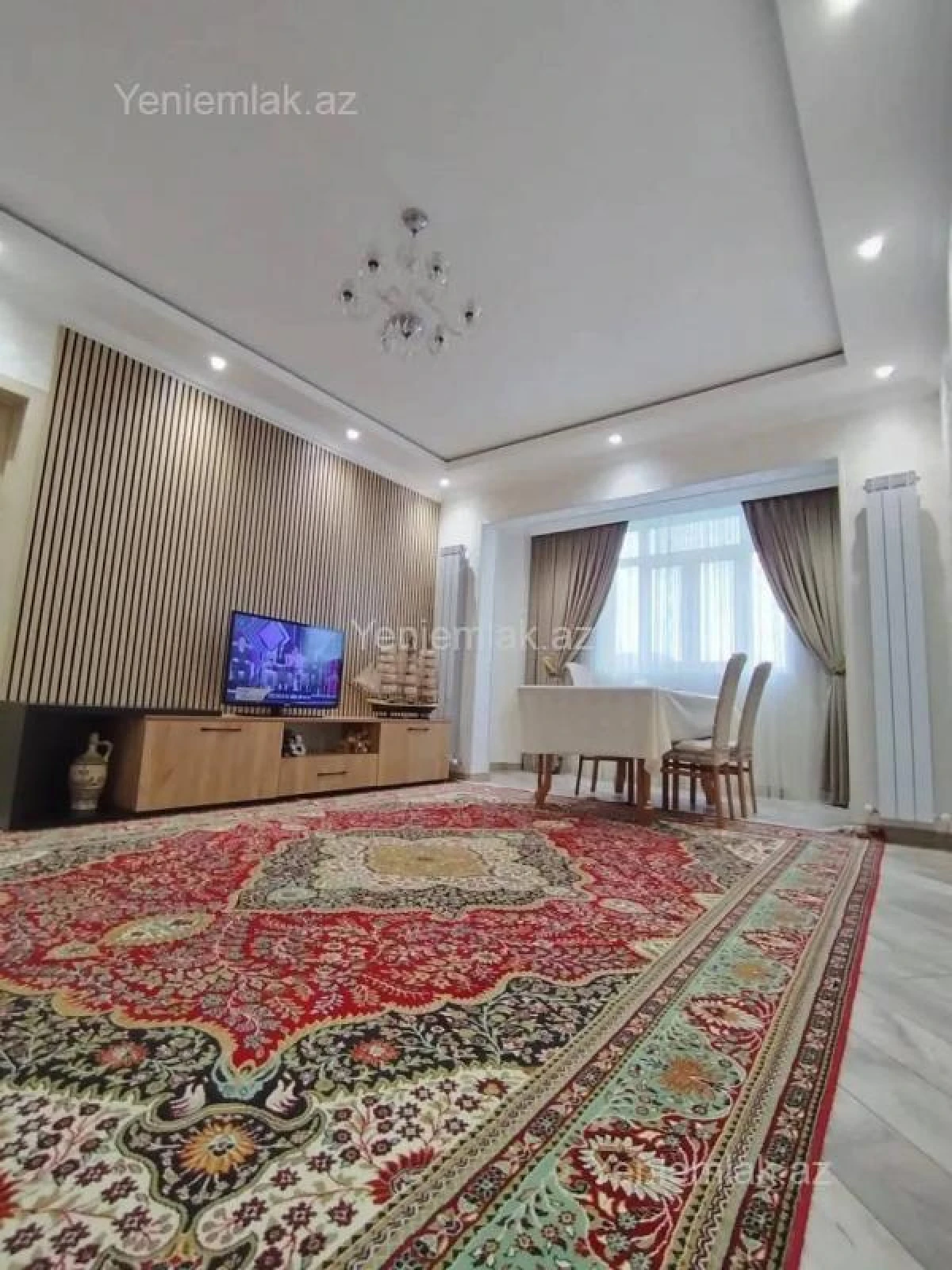 Satılır 4 otaqlı köhnə tikili 88 m²