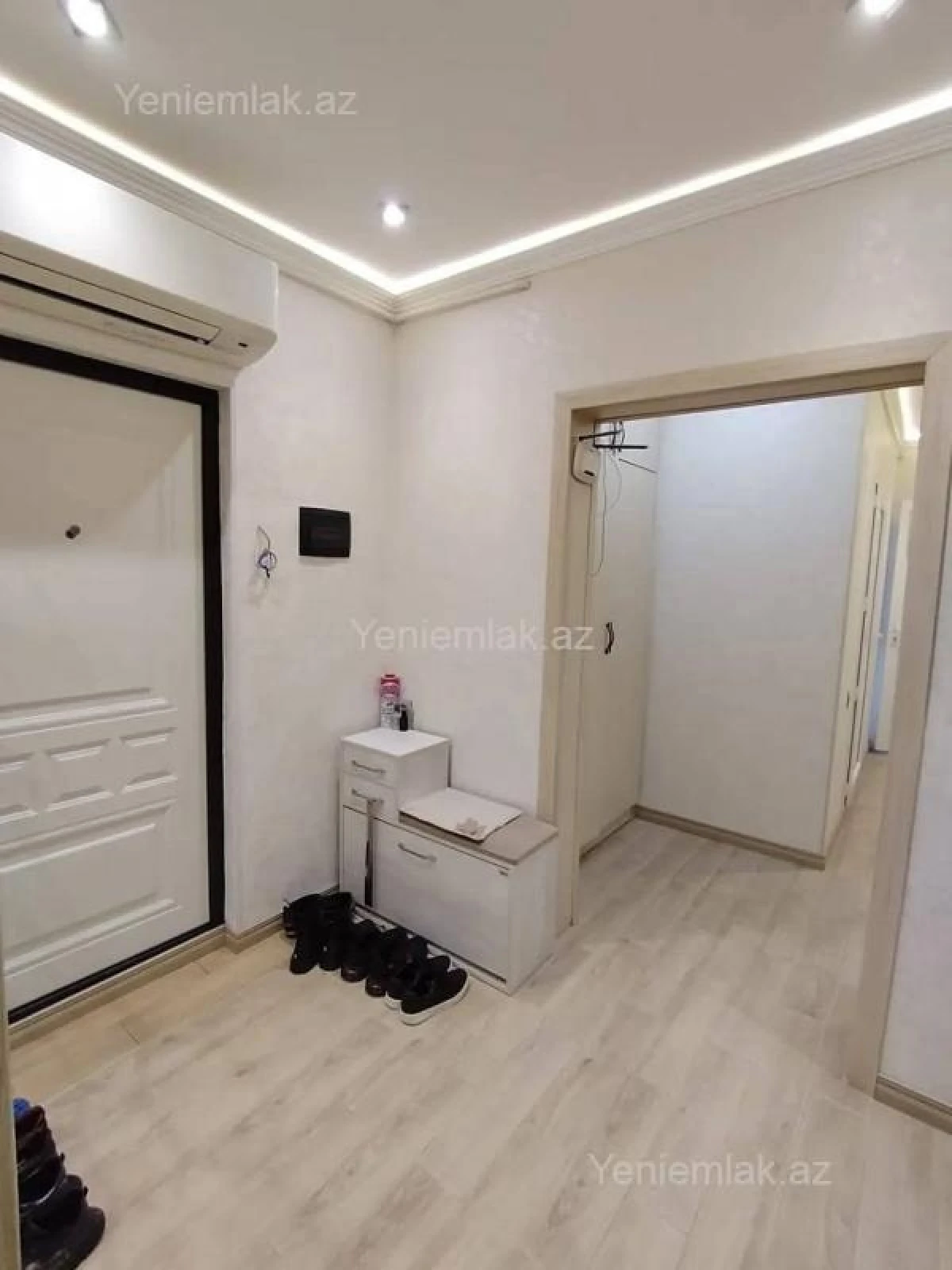 Satılır 4 otaqlı köhnə tikili 88 m²