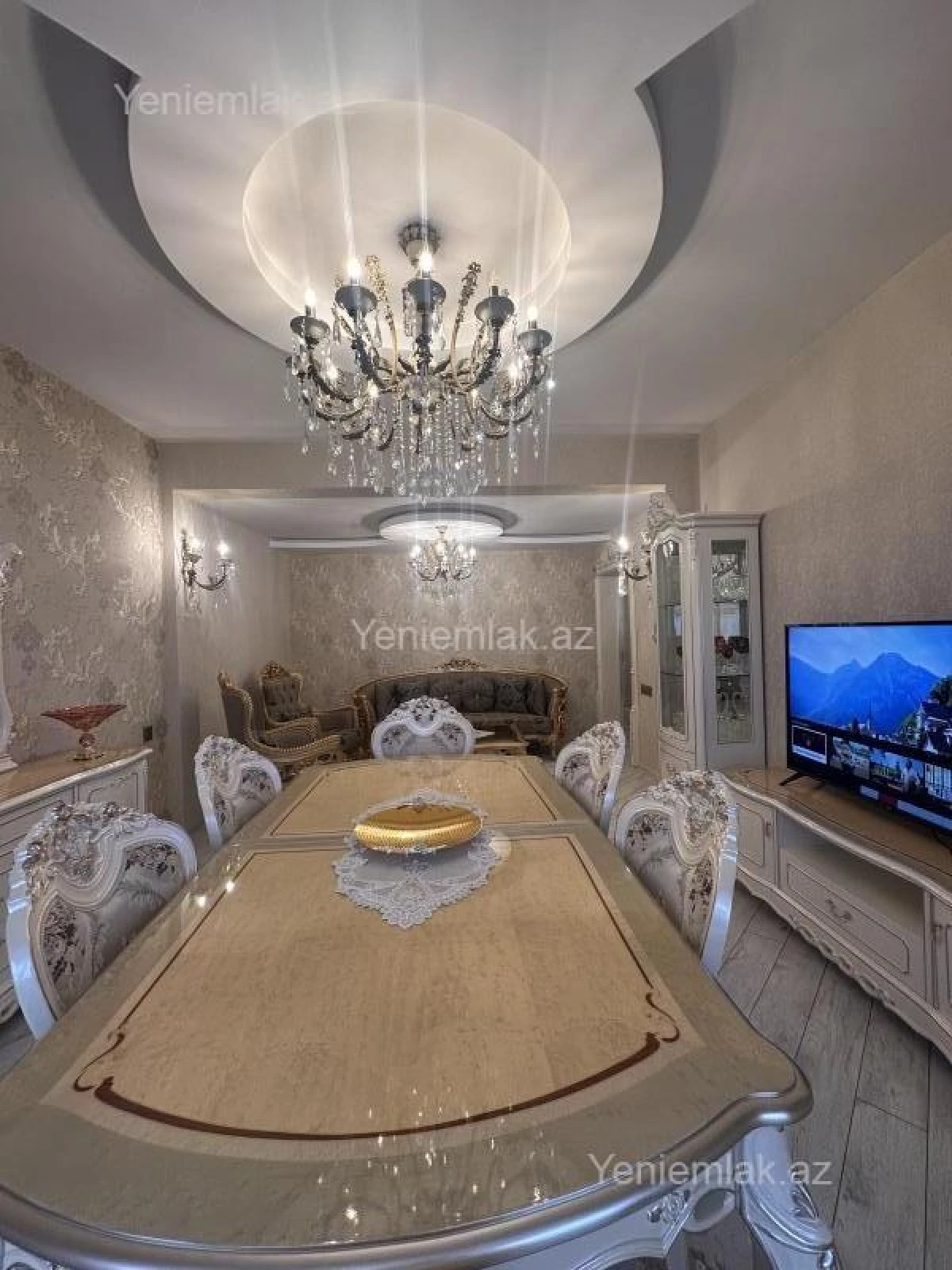 Satılır 4 otaqlı yeni tikili 150 m²