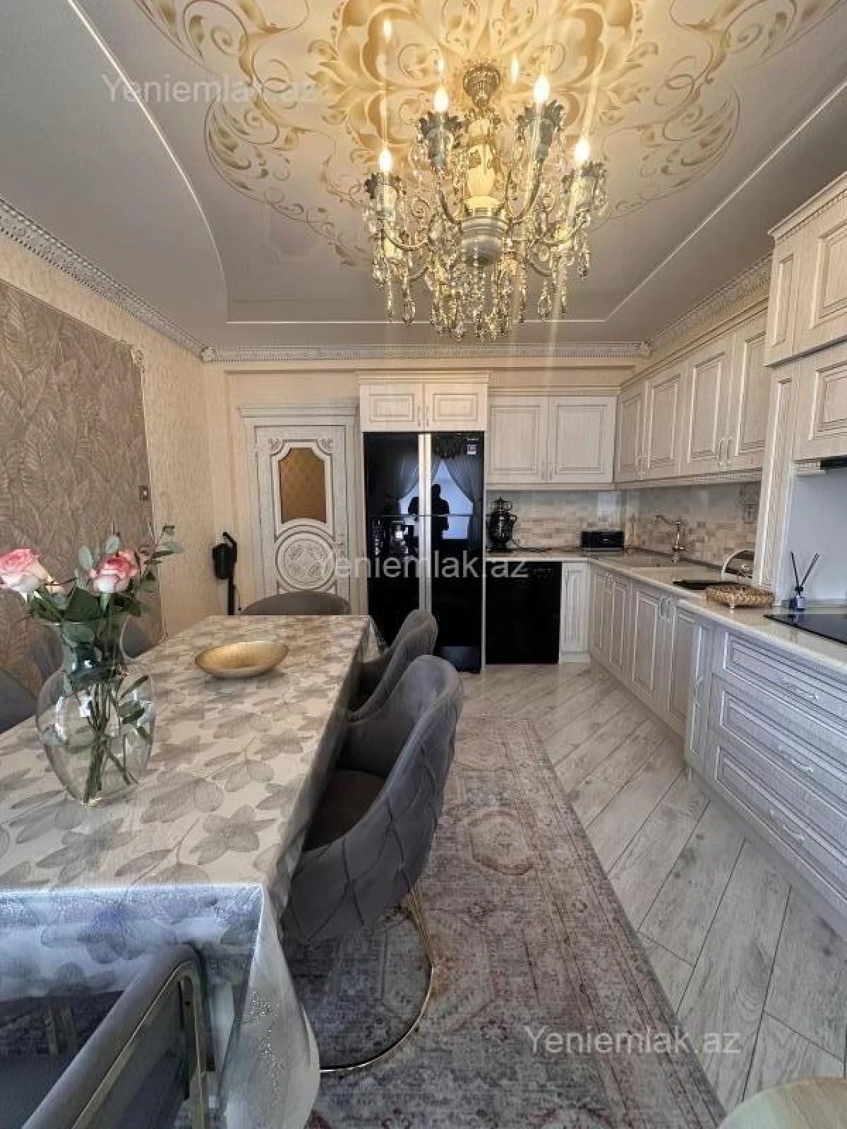Satılır 4 otaqlı yeni tikili 150 m²