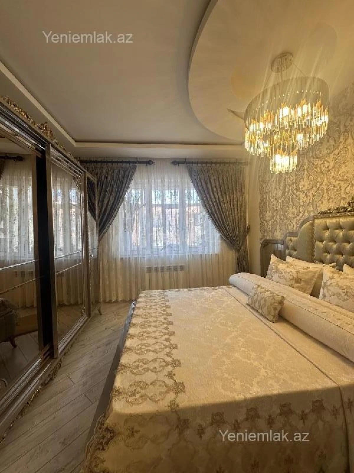 Satılır 4 otaqlı yeni tikili 150 m²