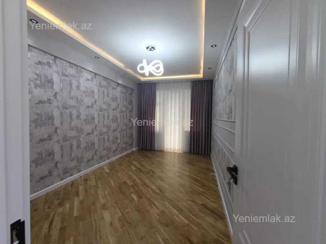 Satılır 4 otaqlı yeni tikili 155 m²