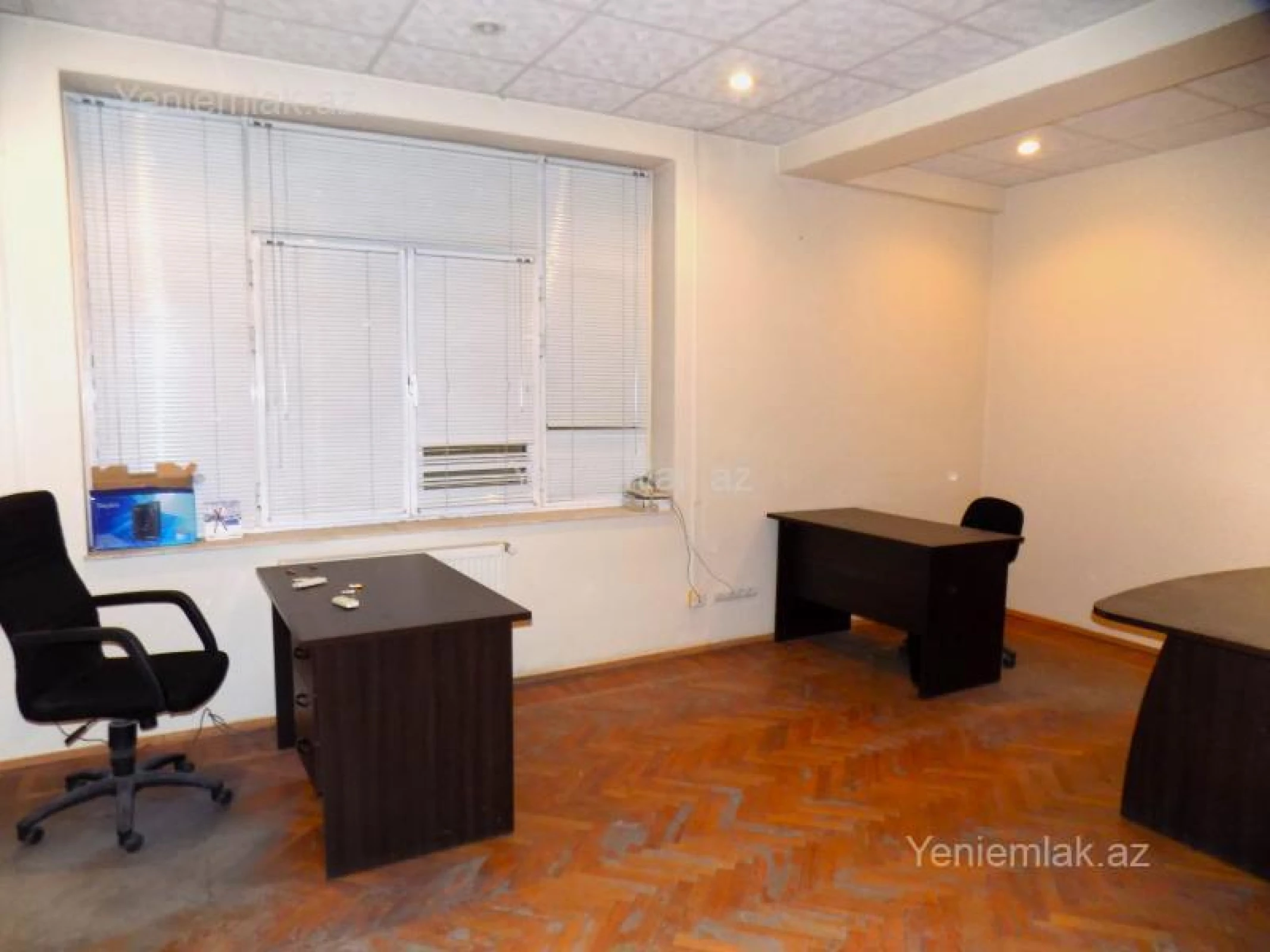 Satılır 15 otaqlı obyekt 650 m²