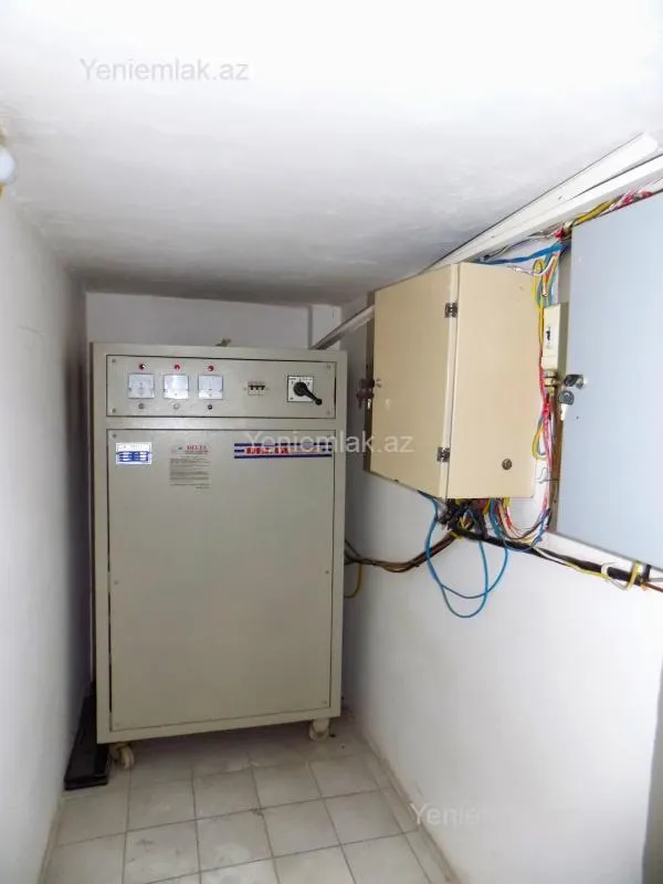 Satılır 15 otaqlı obyekt 650 m²