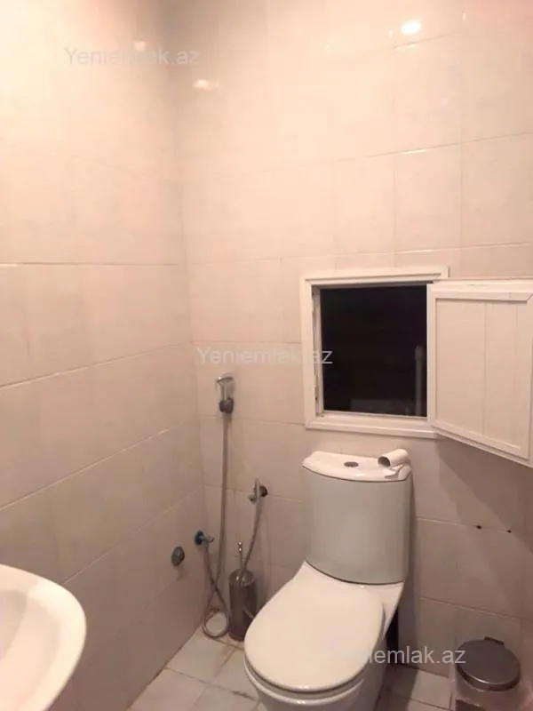 Satılır 15 otaqlı obyekt 650 m²