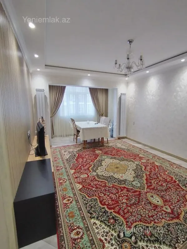Satılır 4 otaqlı köhnə tikili 84 m²