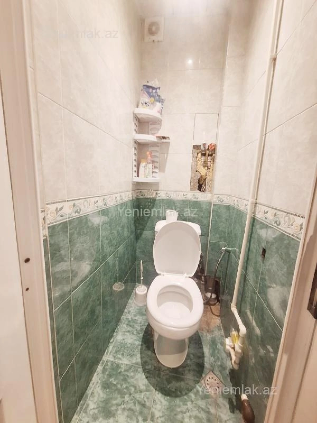 Satılır 5 otaqlı köhnə tikili 130 m²