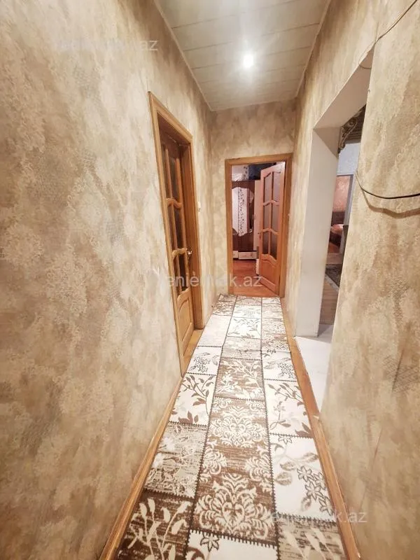 Satılır 5 otaqlı köhnə tikili 130 m²