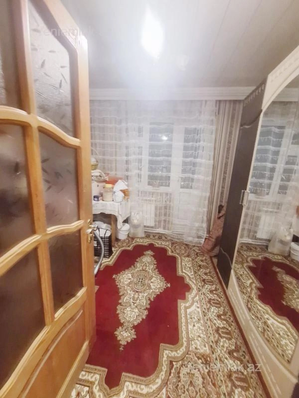 Satılır 5 otaqlı köhnə tikili 130 m²