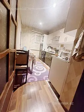 Satılır 5 otaqlı köhnə tikili 130 m² — Sumqayıt, 8-ci mikrorayon 5 otaq 130.00 m²