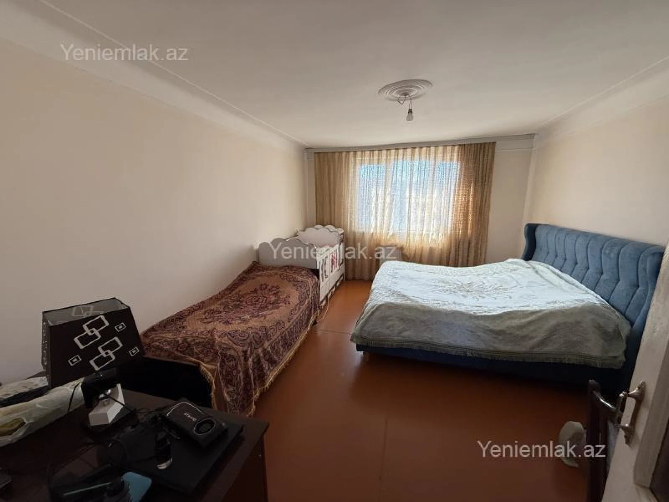 Satılır 5 otaqlı həyət evi 250 m²