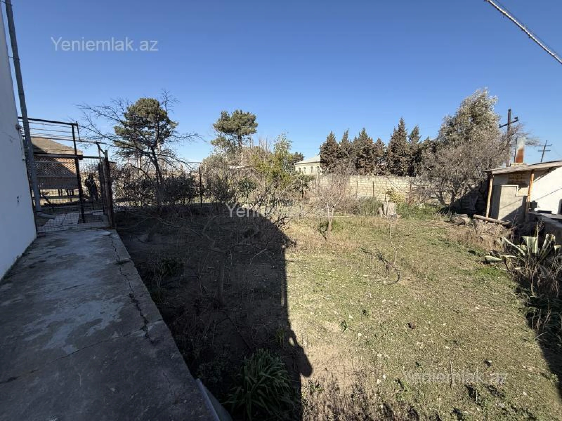 Satılır 5 otaqlı həyət evi 250 m²