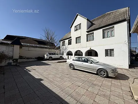 Satılır 5 otaqlı həyət evi 250 m²