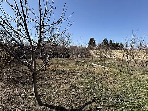 Satılır 5 otaqlı həyət evi 250 m²