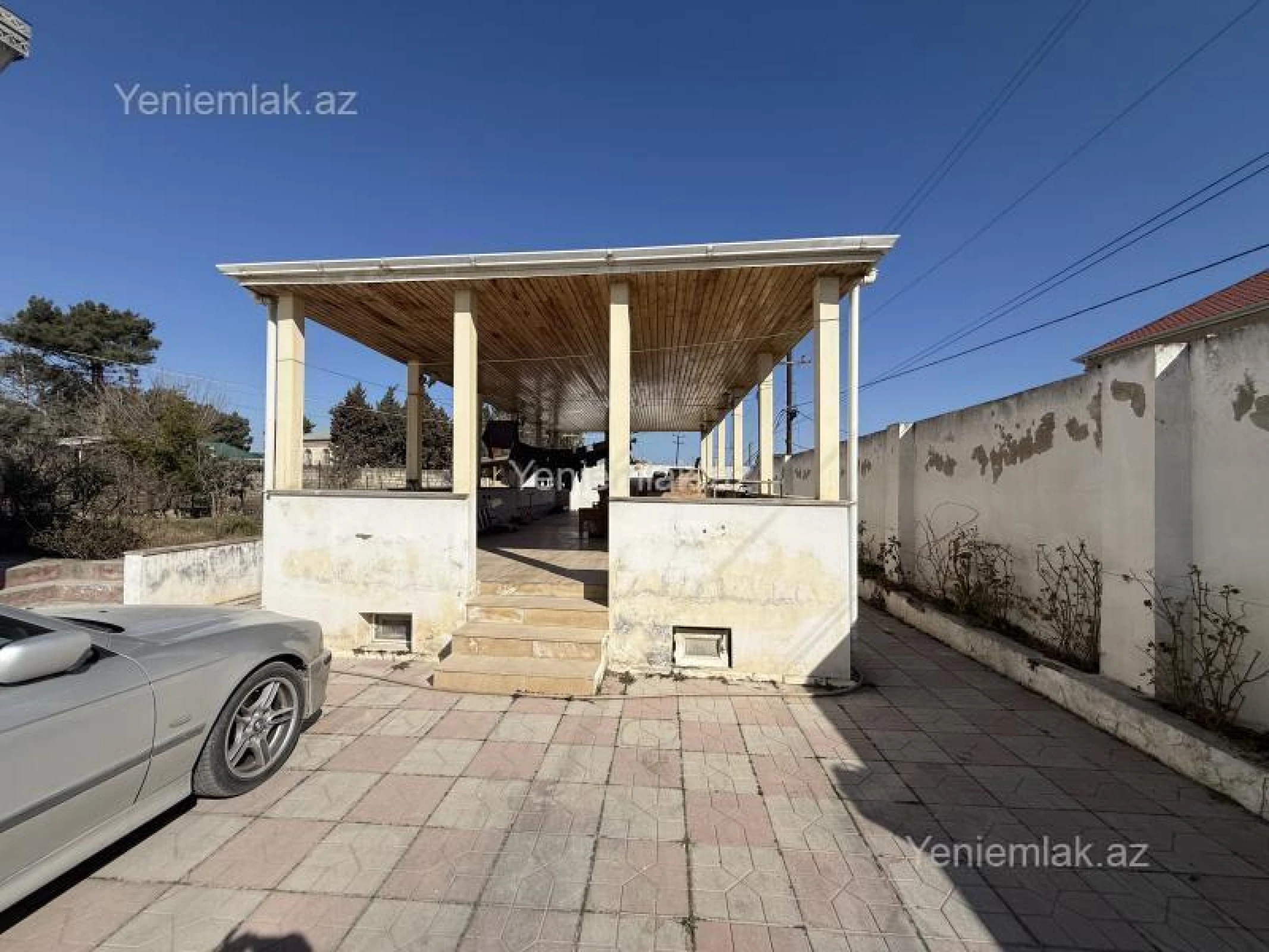 Satılır 5 otaqlı həyət evi 250 m²