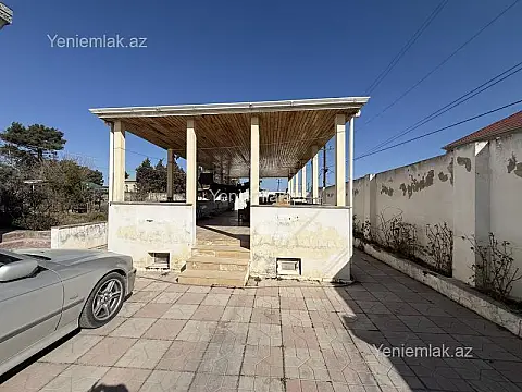 Satılır 5 otaqlı həyət evi 250 m²