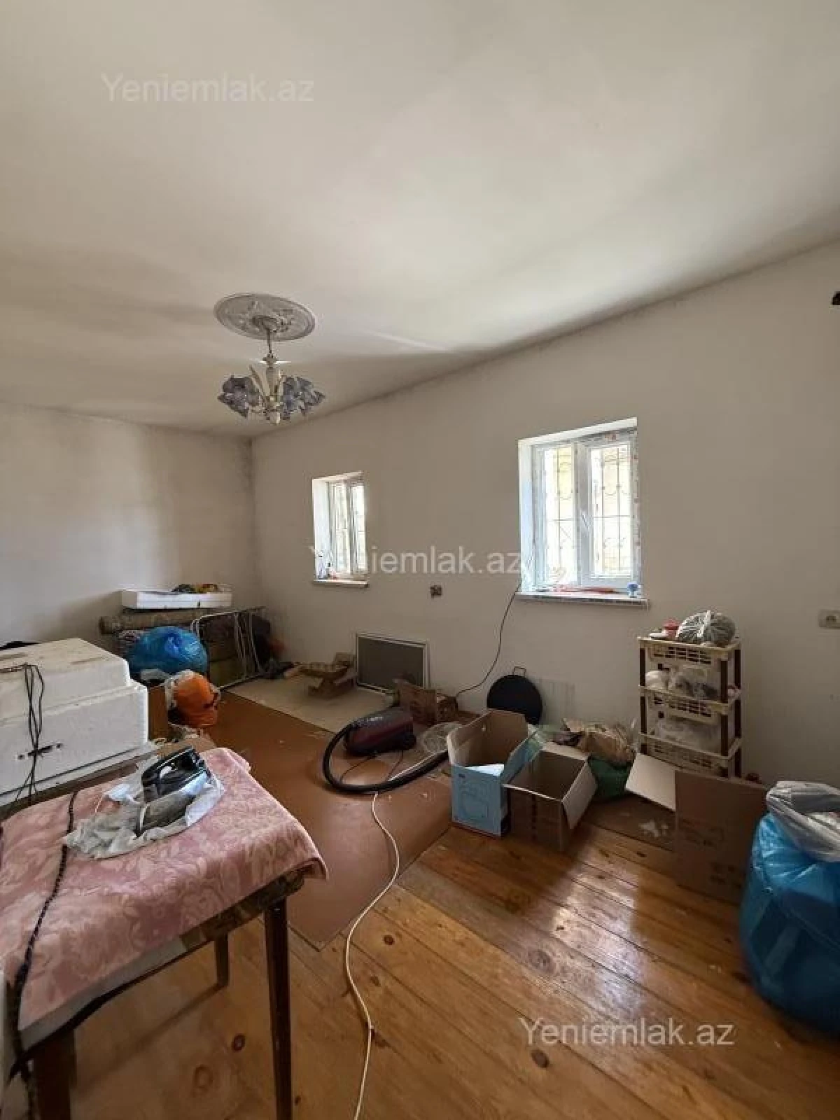 Satılır 6 otaqlı həyət evi 200 m²