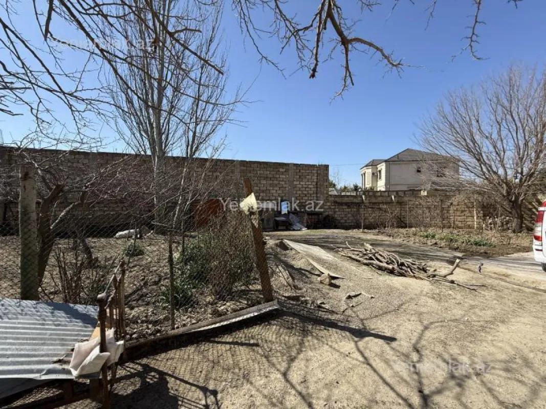 Satılır 6 otaqlı həyət evi 200 m²