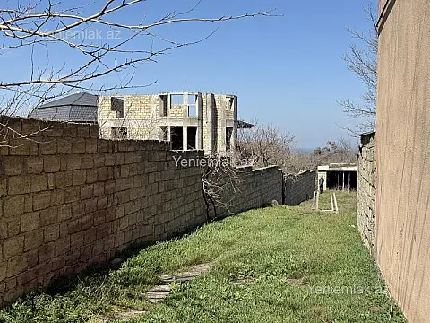 Satılır 4 otaqlı həyət evi 300 m² — Abşeron, Novxanı 4 otaq 300.00 m²