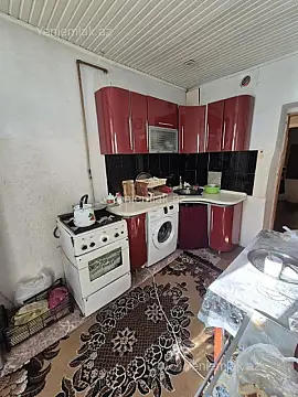 Satılır 4 otaqlı köhnə tikili 88 m²