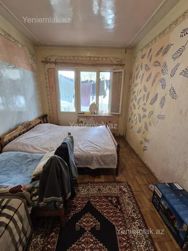 Satılır 4 otaqlı köhnə tikili 88 m²