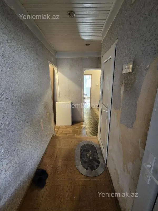 Satılır 4 otaqlı köhnə tikili 88 m²
