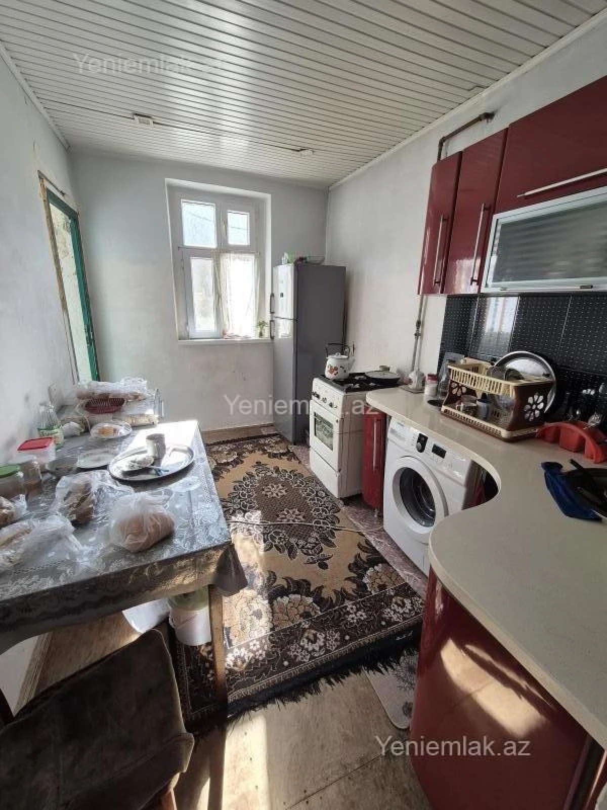 Satılır 4 otaqlı köhnə tikili 88 m²