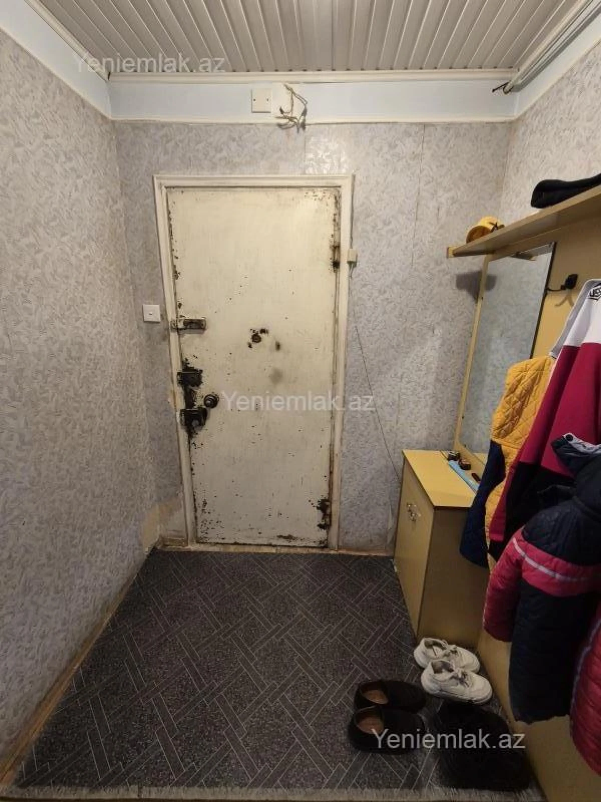 Satılır 4 otaqlı köhnə tikili 88 m²