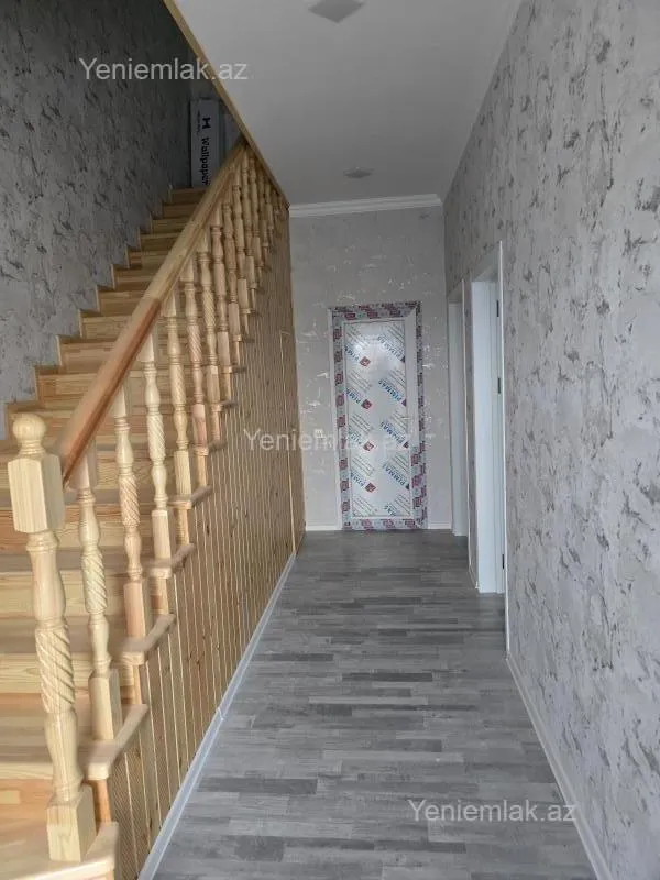 Satılır 4 otaqlı həyət evi 130 m²