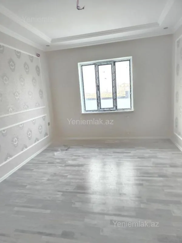 Satılır 4 otaqlı həyət evi 130 m²