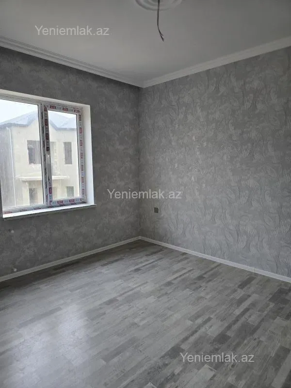Satılır 4 otaqlı həyət evi 130 m²