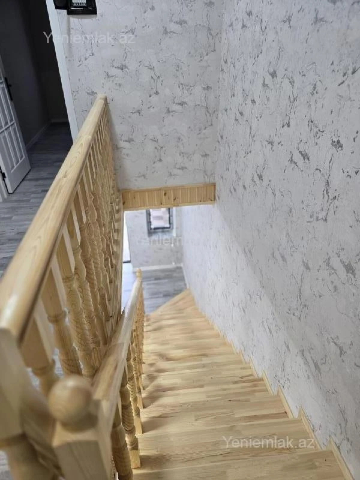 Satılır 4 otaqlı həyət evi 130 m²