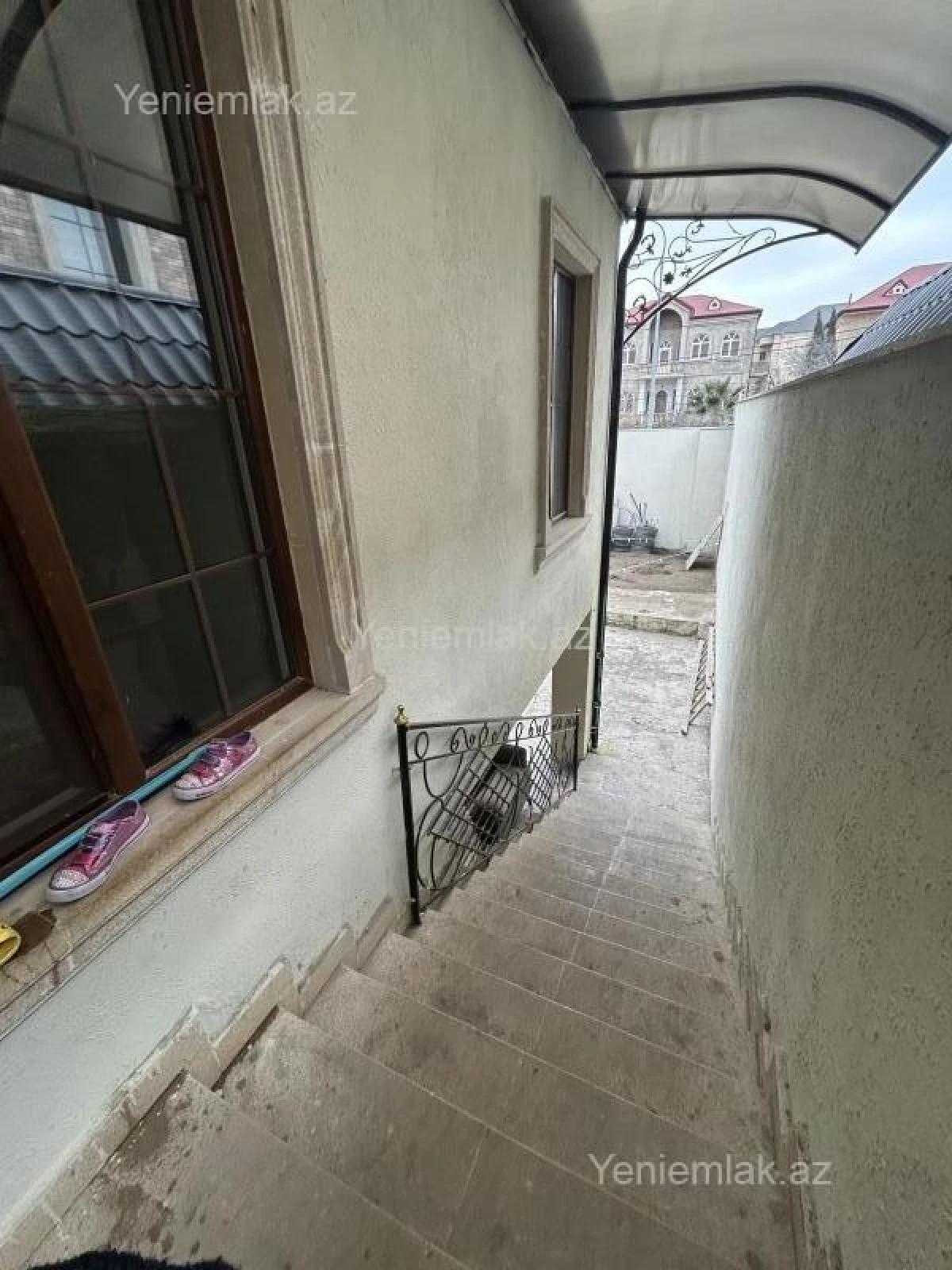 Satılır 4 otaqlı həyət evi 130 m²