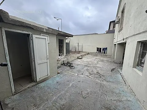 Satılır 4 otaqlı həyət evi 130 m²
