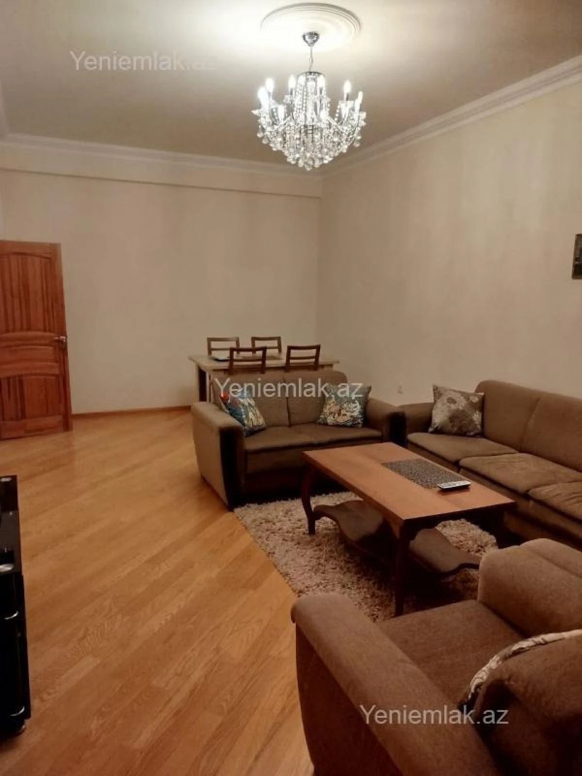 Satılır 3 otaqlı yeni tikili 140 m²