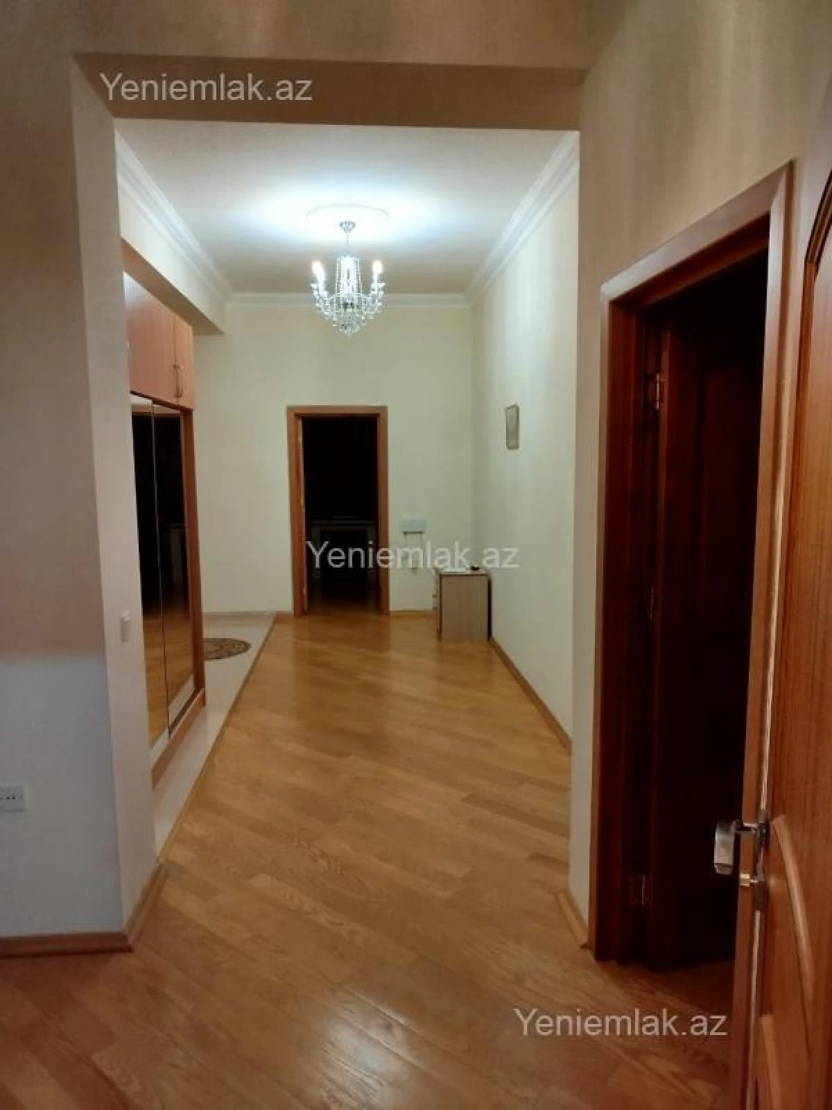 Satılır 3 otaqlı yeni tikili 140 m²